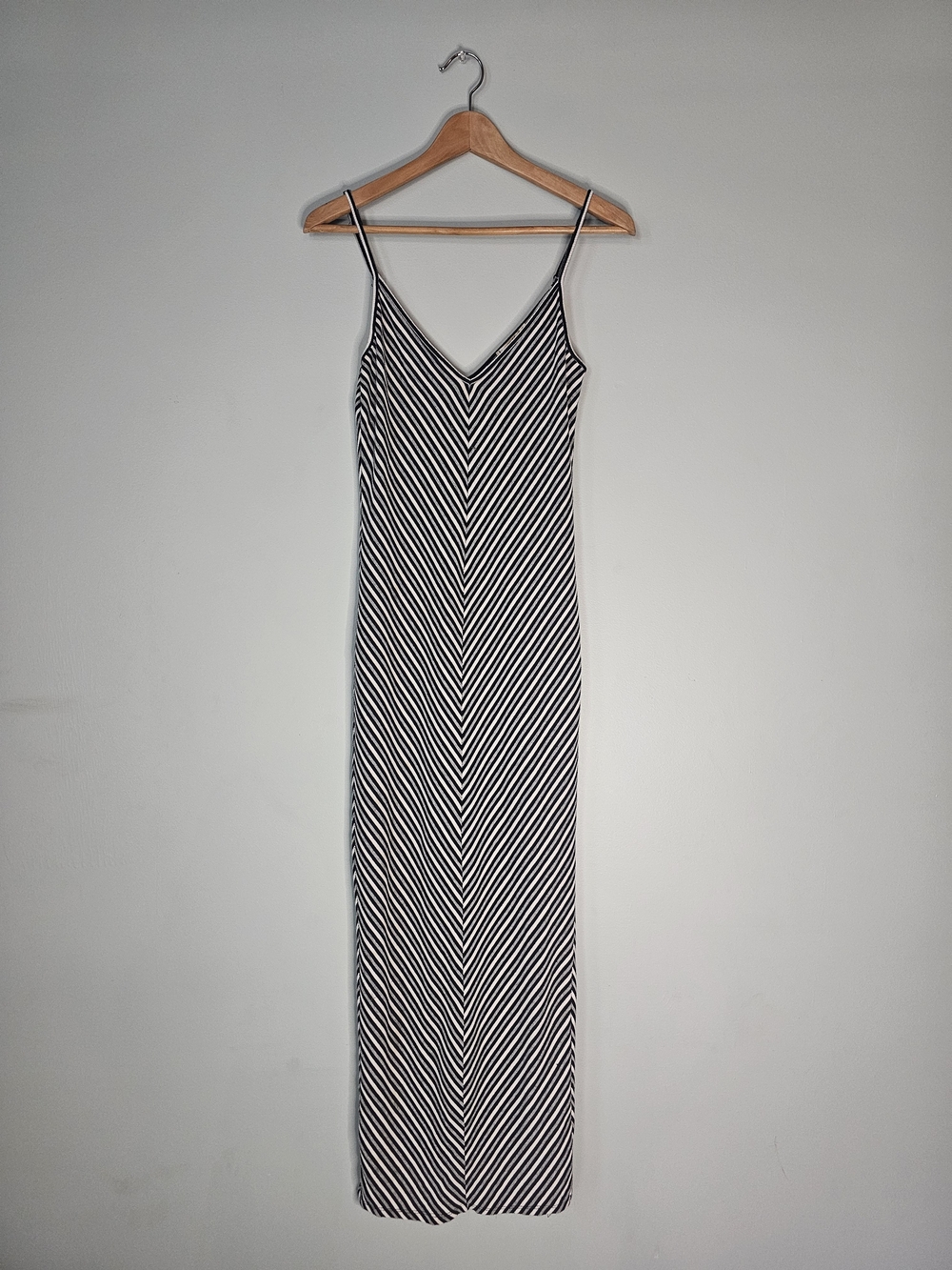 Heart Hips Black White Chevron Stripe Maxi Slip Dress Y2K Medium Spaghetti Strap